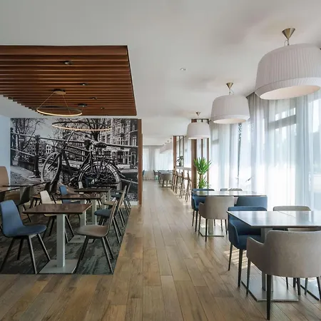 Hampton By Hilton Centre East Otel Amsterdam