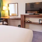 Hampton By Hilton Centre East 4*