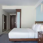 Hampton By Hilton Centre East Hotel