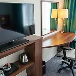 Hotel Hampton By Hilton Centre East