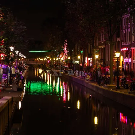 Hotel Hampton By Hilton Centre East