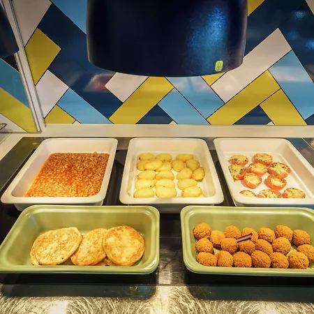 酒店 阿姆斯特丹中心东部汉普顿希尔顿酒店 4*