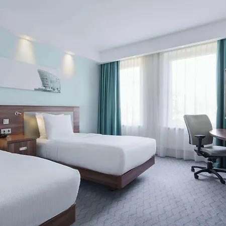 Hampton By Hilton Centre East Hotel