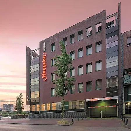 Hampton By Hilton Centre East Hotel