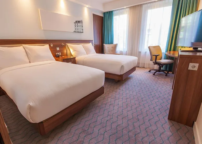 Hampton By Hilton Centre East