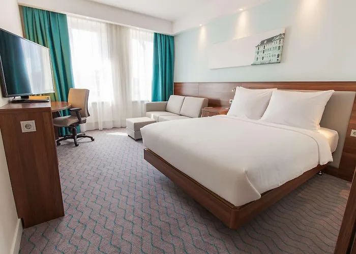 Hampton By Hilton Centre East