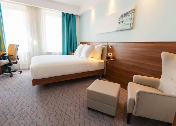 Hampton By Hilton Centre East Hotel