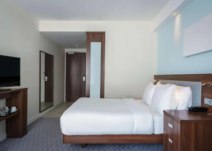 Hampton By Hilton Centre East Hotel