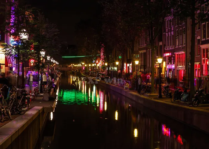 Hotel Hampton By Hilton Centre East