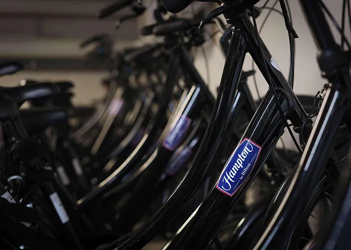 Hotel Hampton By Hilton Centre East