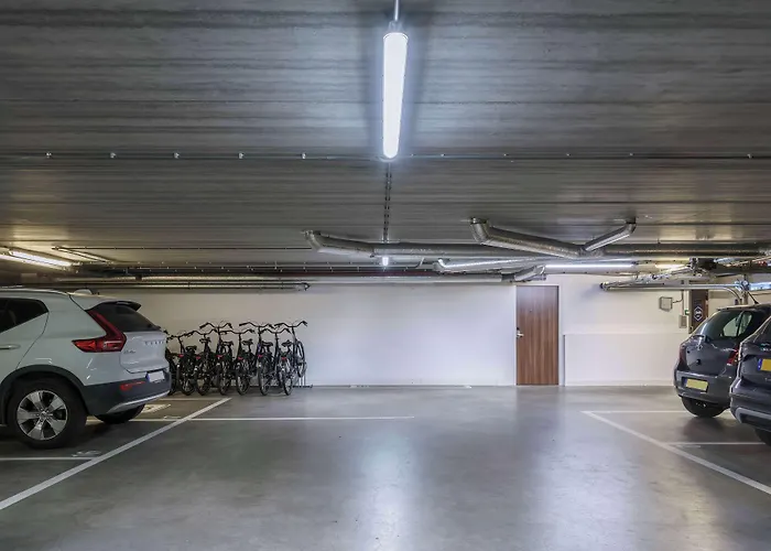 Hampton By Hilton Centre East Hotel