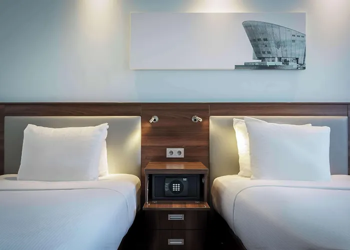 Hotel Hampton By Hilton Centre East