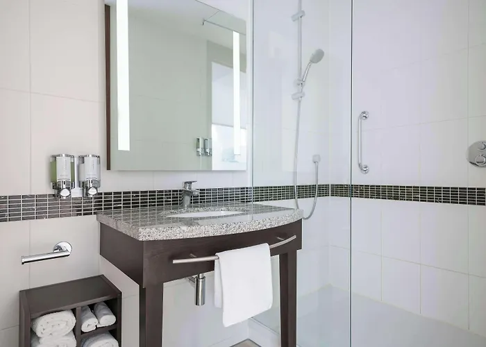 Hampton By Hilton Centre East