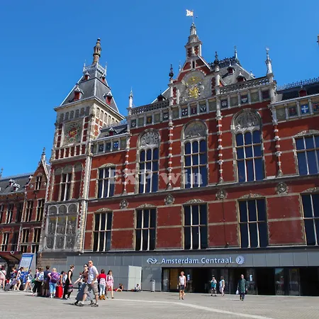 Отель Hampton By Hilton Centre East Амстердам