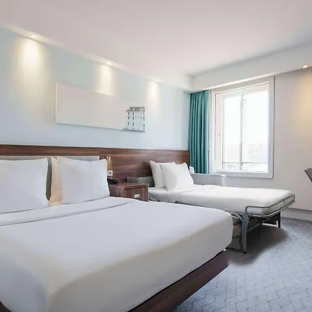 Hampton By Hilton Centre East