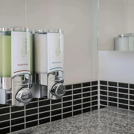 호텔 햄프턴 바이 힐튼 센터 이스트 암스테르담