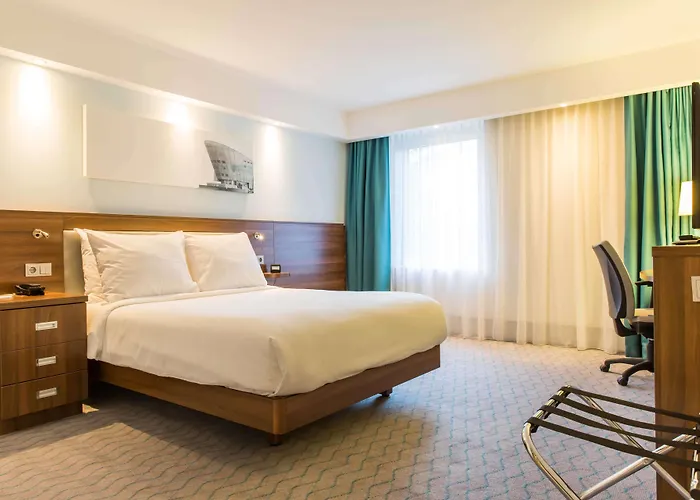 Hampton By Hilton Centre East