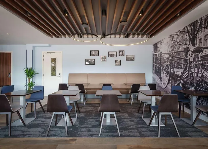 Hampton By Hilton Centre East Отель Амстердам