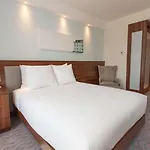 Hotel Hampton By Hilton Centre East 4*