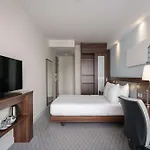 Hampton By Hilton Centre East Hotel